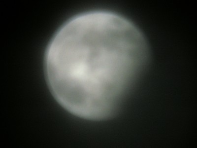 Foto der partiellen Mondfinsternis vom 31.12.2009